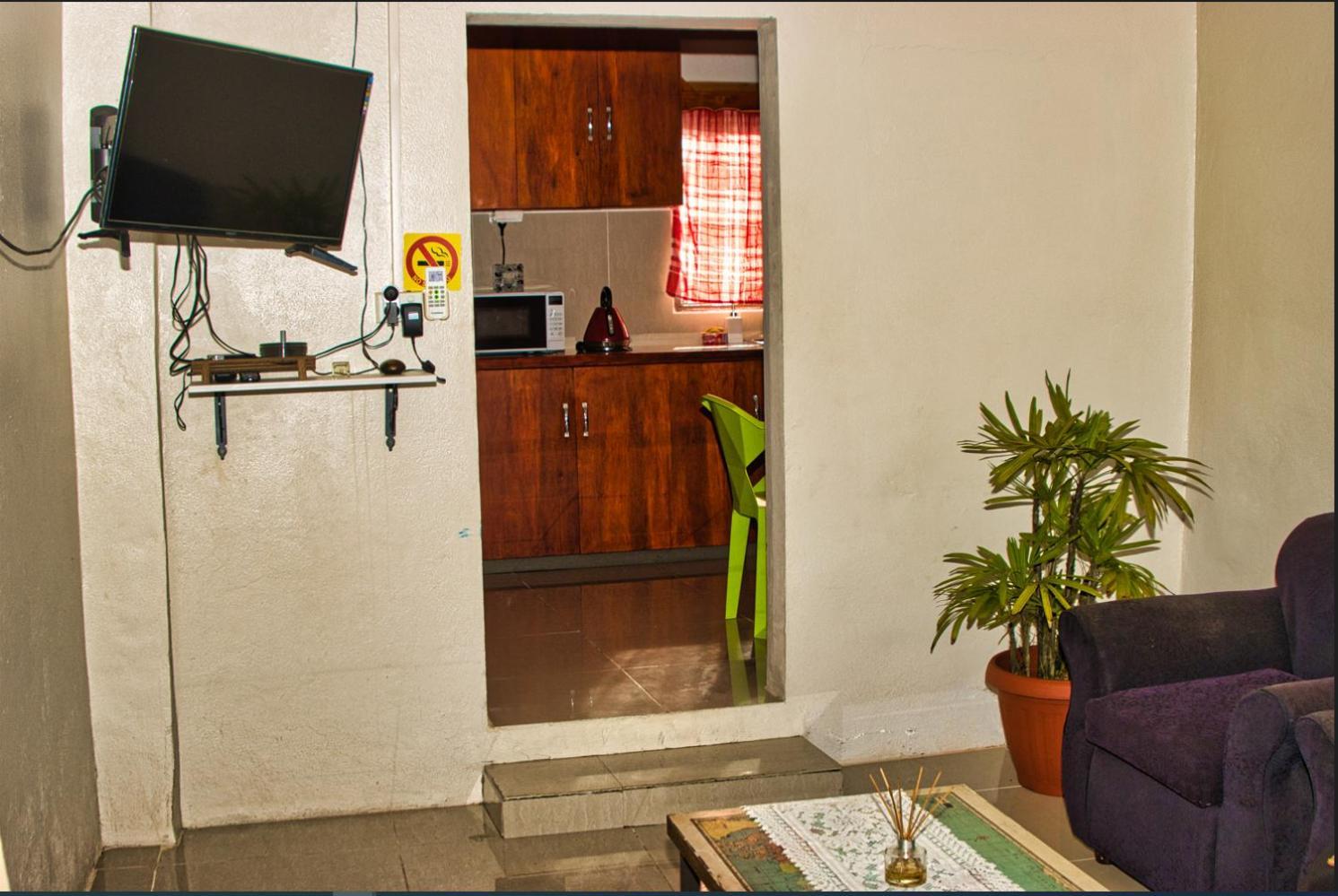 Guddy'S Riverside Cottage Nausori Exterior photo